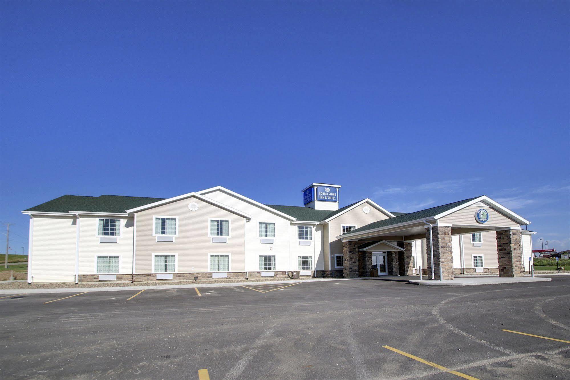 Cobblestone Inn & Suites - Avoca Exterior foto